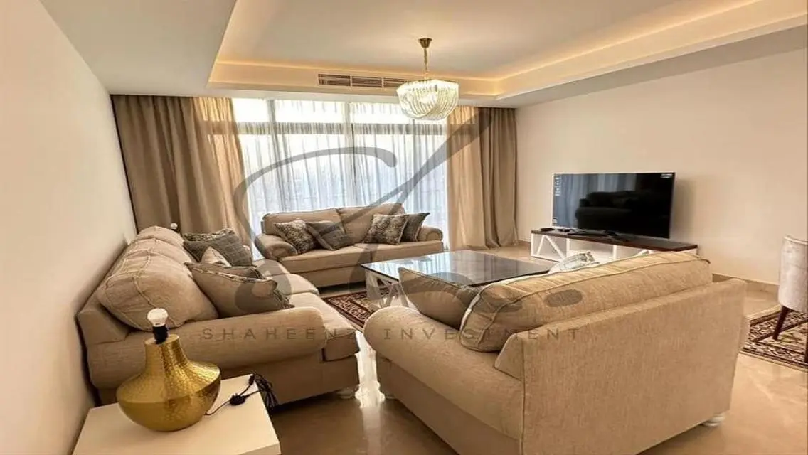 Sawan Lake: Luxurious Home with a Stunning View