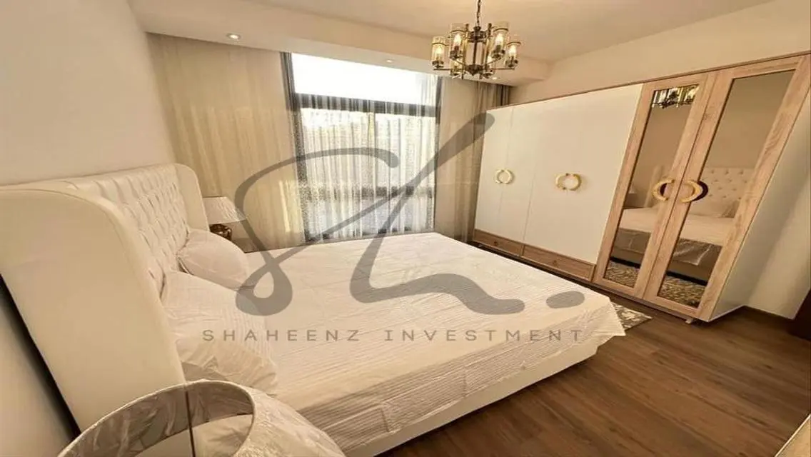 Sawan Lake: Luxurious Home with a Stunning View