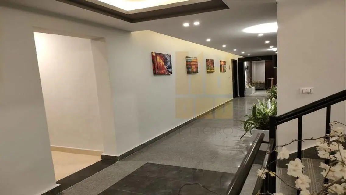 فيلا فاخرة بمساحة واسعة للإيجار
