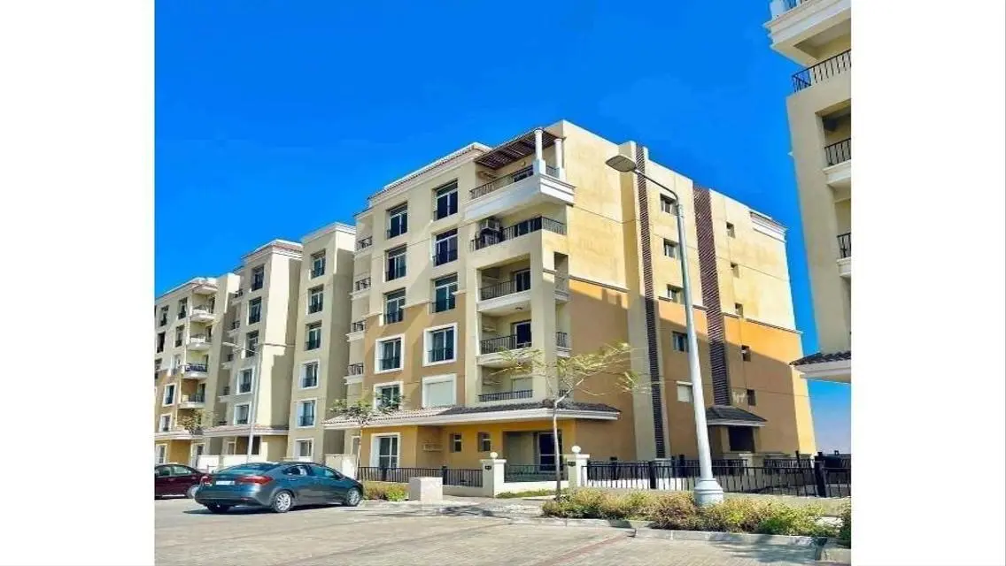 Luxury Apartment with Lake View in the City Center