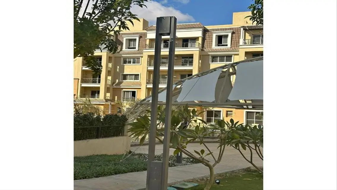 Luxury Apartment with Lake View in the City Center