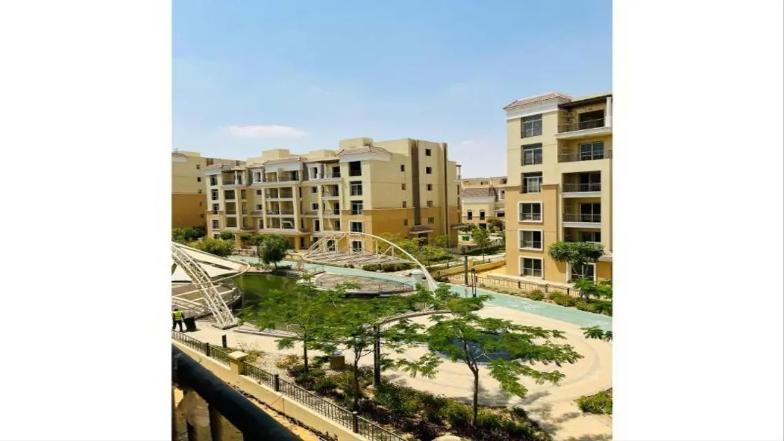Luxury Apartment with Lake View in the City Center