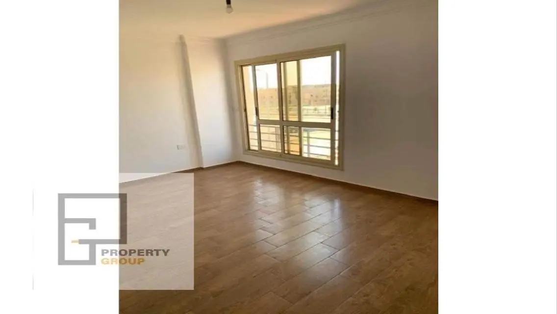 Stunning Apartment for Sale with Spacious Design and Scenic View