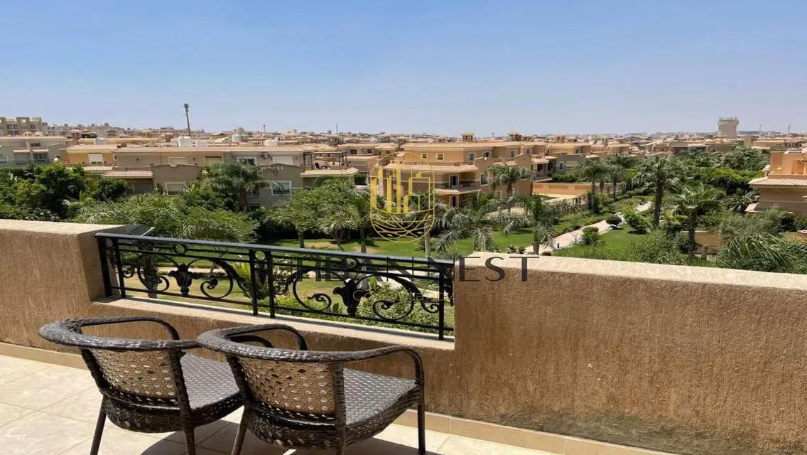 فيلا فاخرة 6 غرف للبيع في HDF