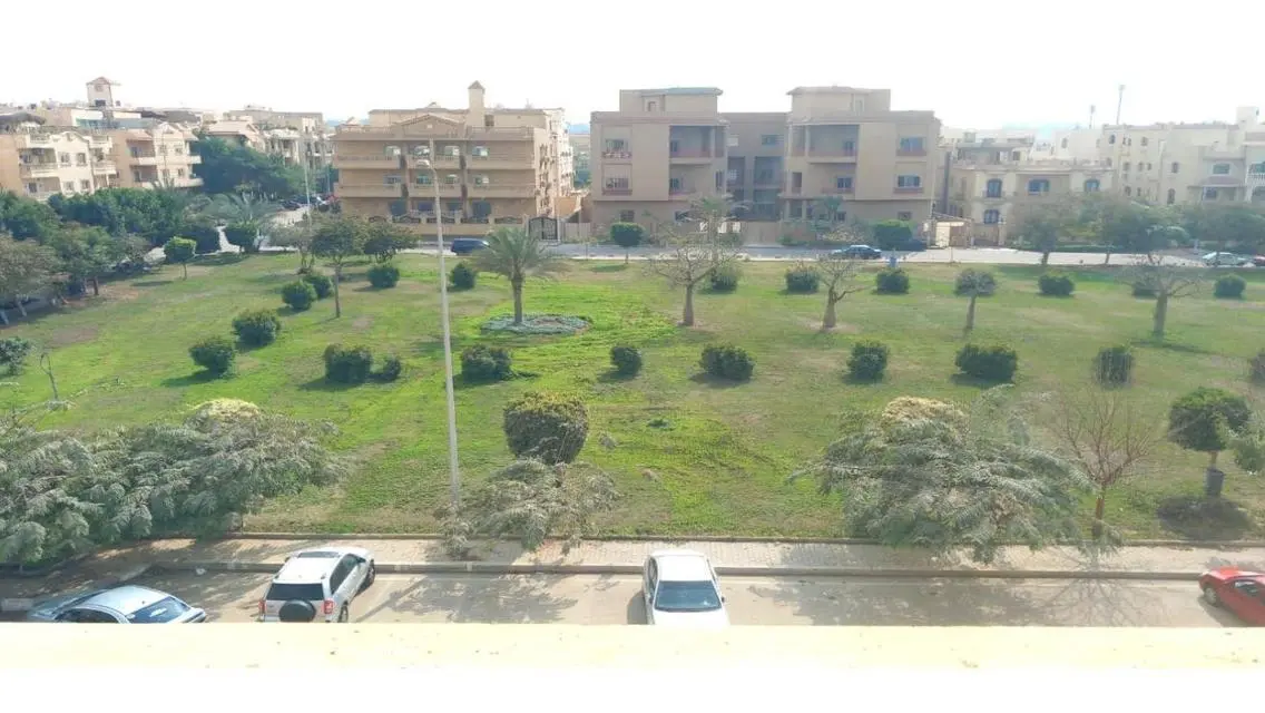 شقة رائعة مطلة على البحيرة