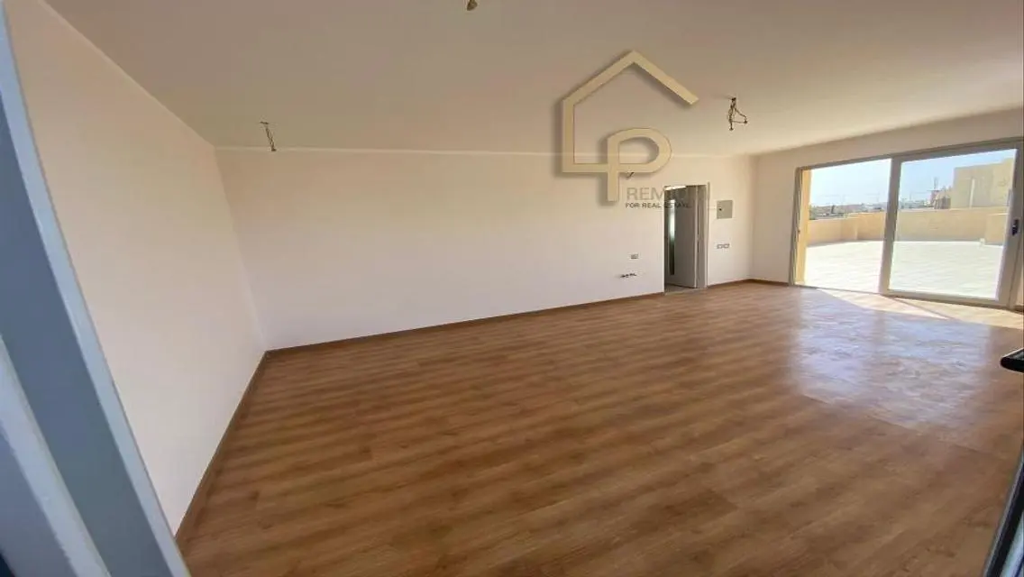 Luxury Apartment for Sale in Palm Parks