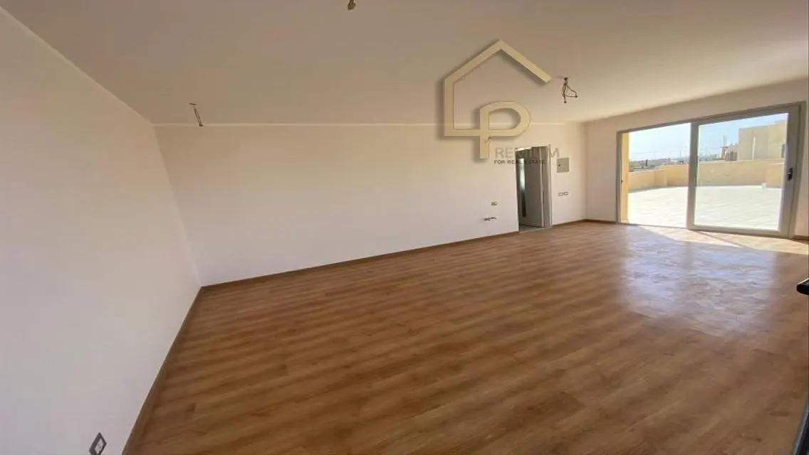 Luxury Apartment for Sale in Palm Parks