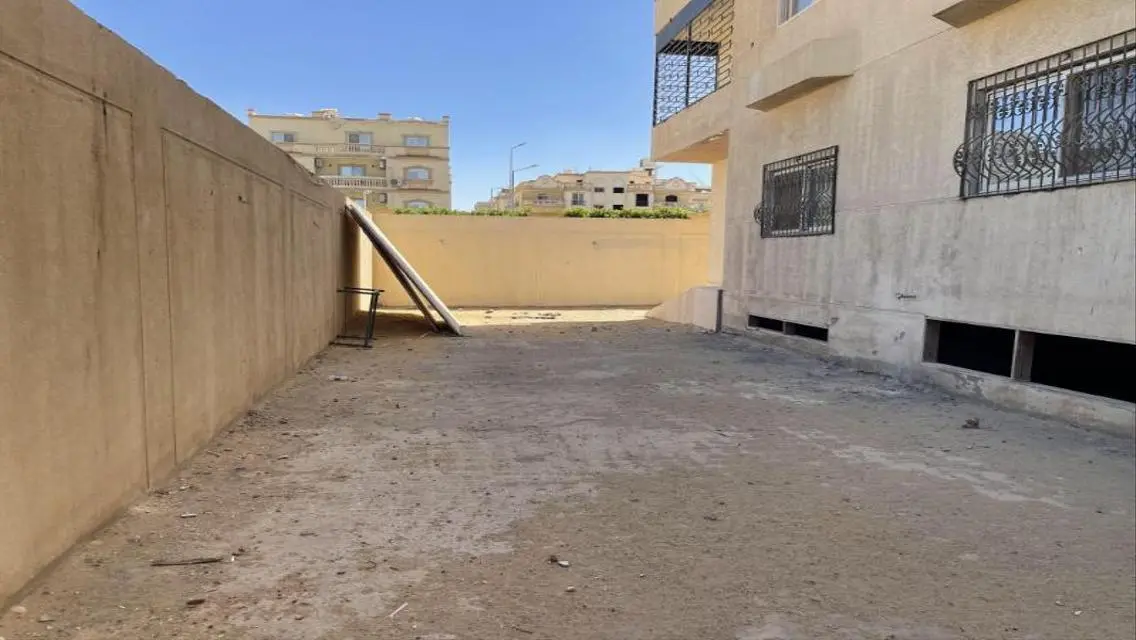 منزل فاخر للبيع بمساحة 280 متر