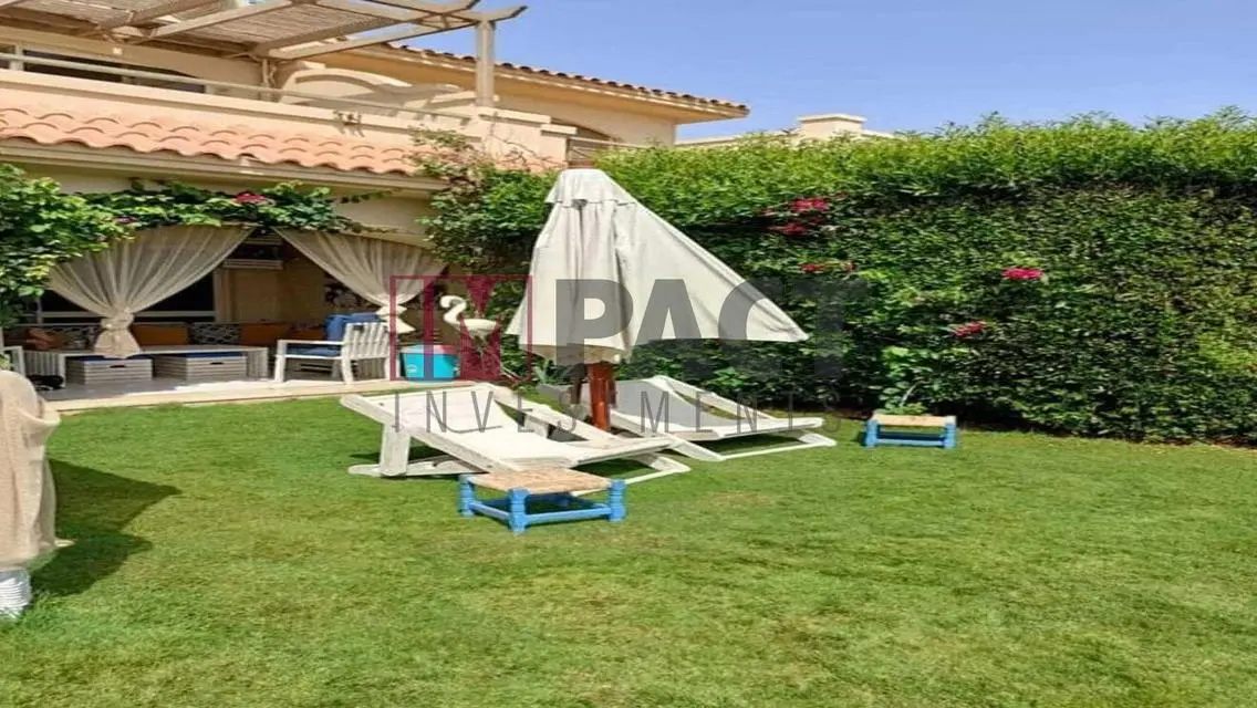 Luxury Villa with Private Pool and Garden in the Heart of the City