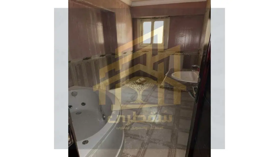Luxury Apartment for Sale, 170 sqm with Balcony and Security Services