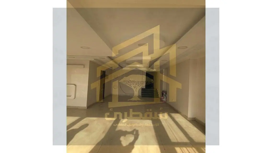 Luxury Apartment for Sale, 170 sqm with Balcony and Security Services