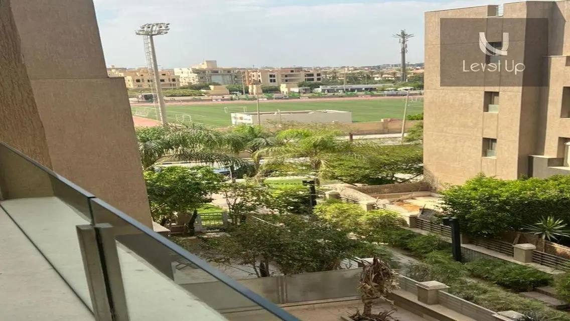 شقة فاخرة للبيع بمساحة 148 متر في قلب المدينة