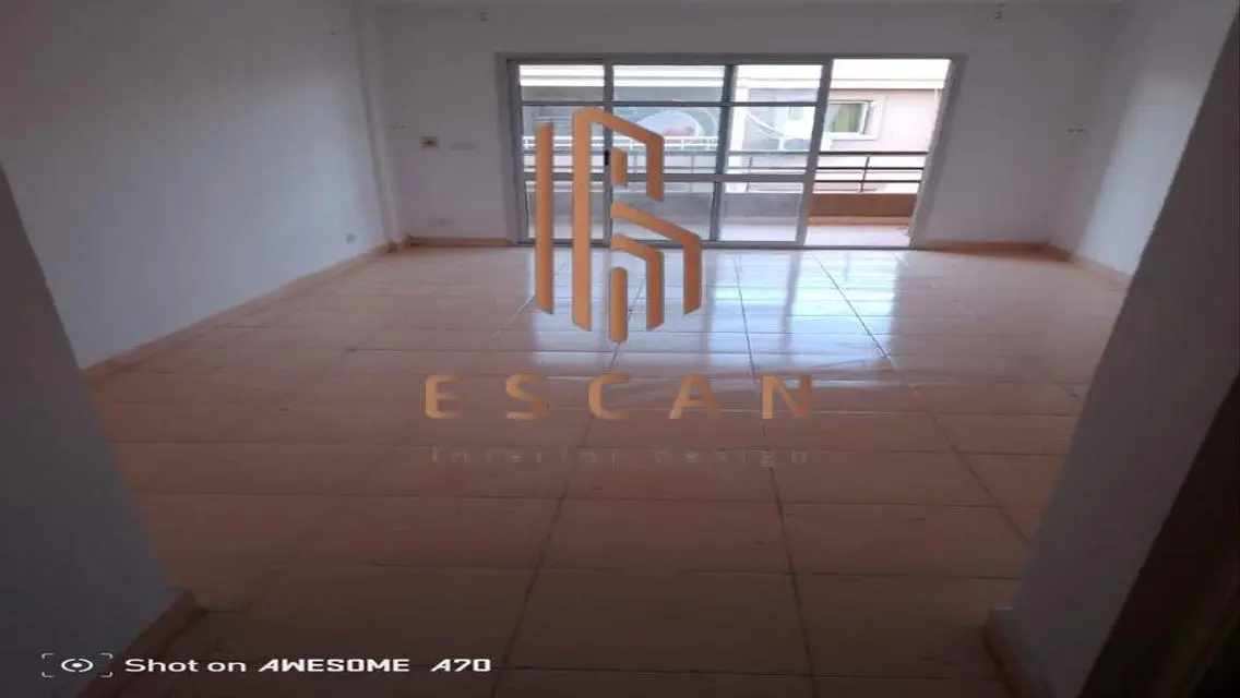 Luxury 3-Bedroom Apartment with Modern Design
