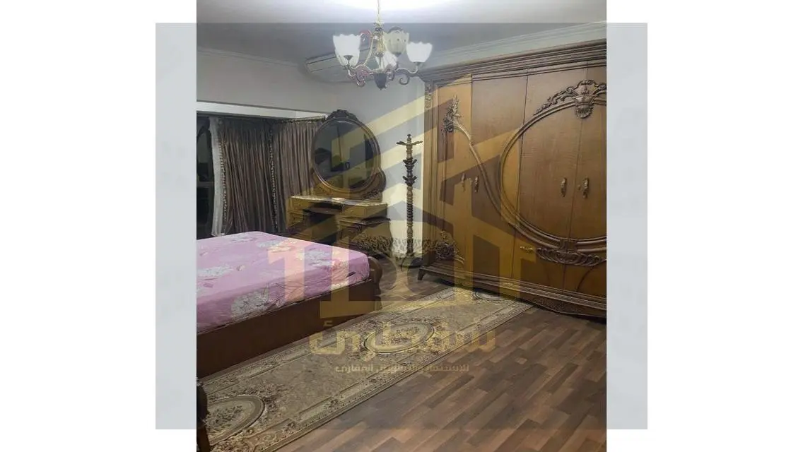 شقة فاخرة بمساحة 250 متر في قلب المدينة