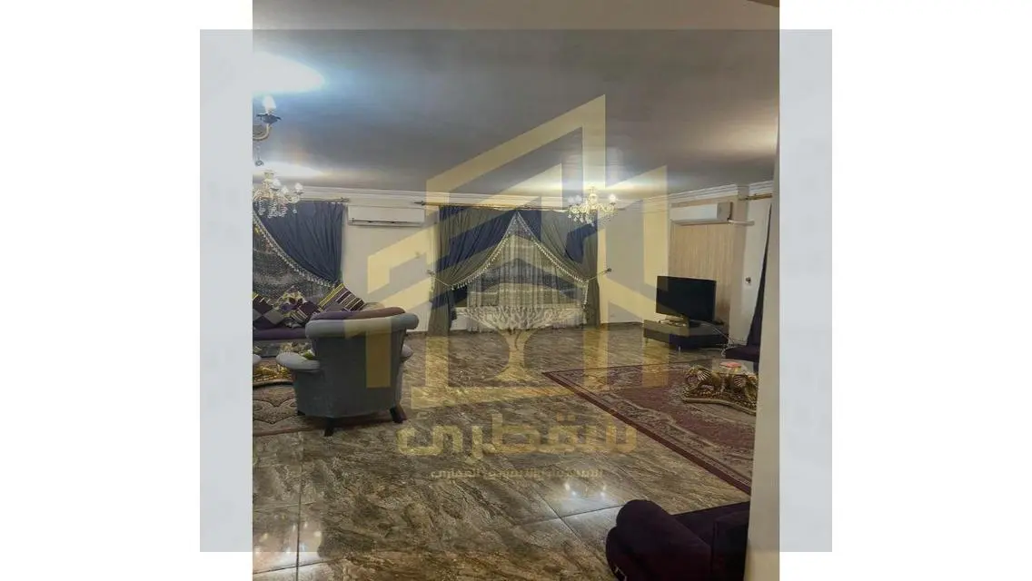 شقة فاخرة بمساحة 250 متر في قلب المدينة