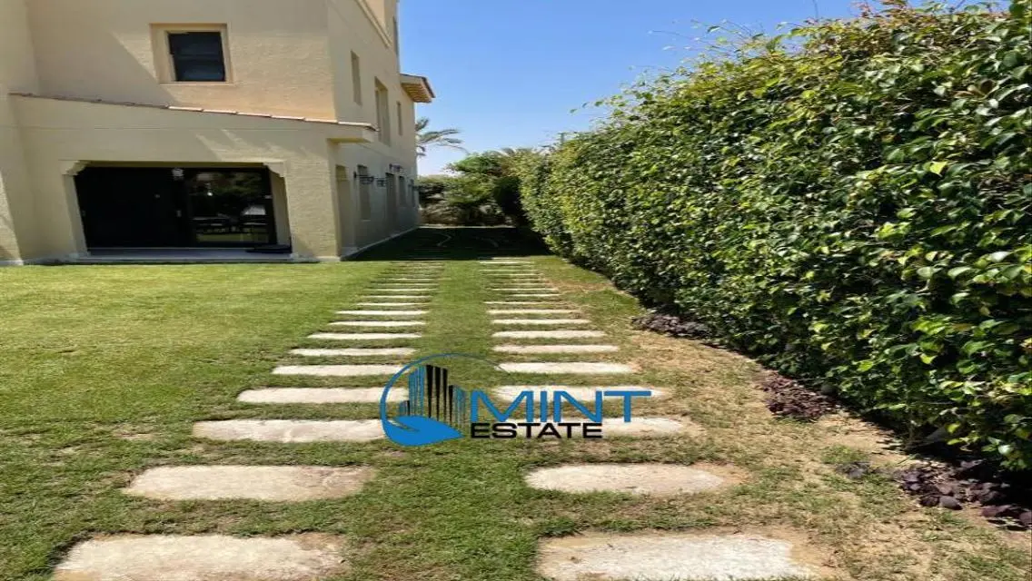 شقة فاخرة متاحة للبيع