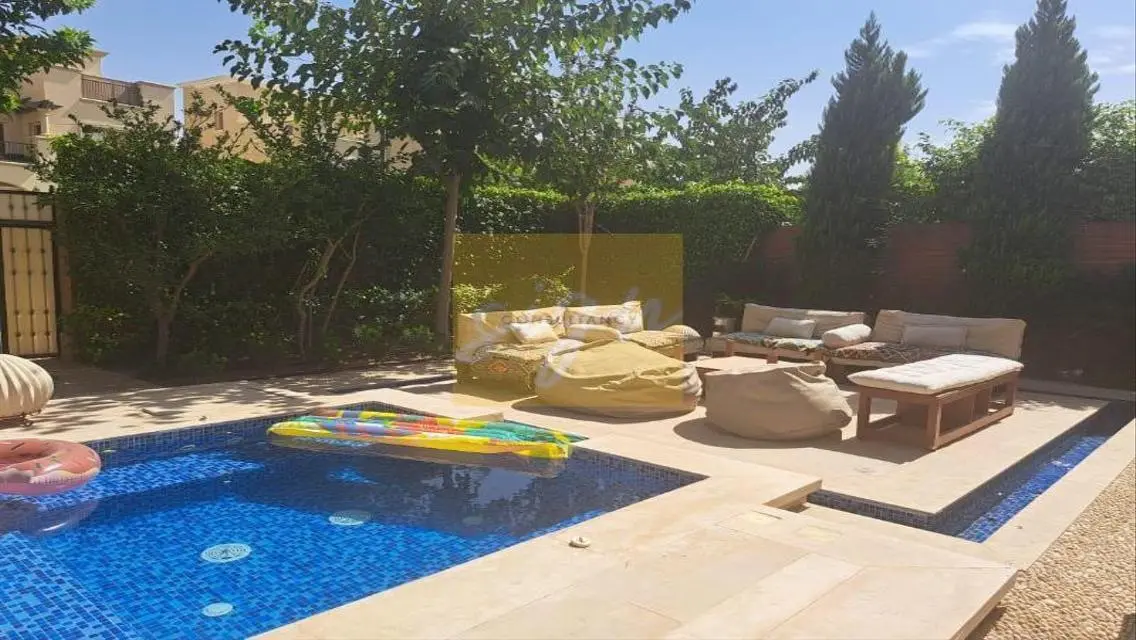 Luxury Villa for Sale with 310 sqm Space
