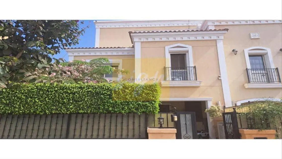 Luxury Villa for Sale with 310 sqm Space