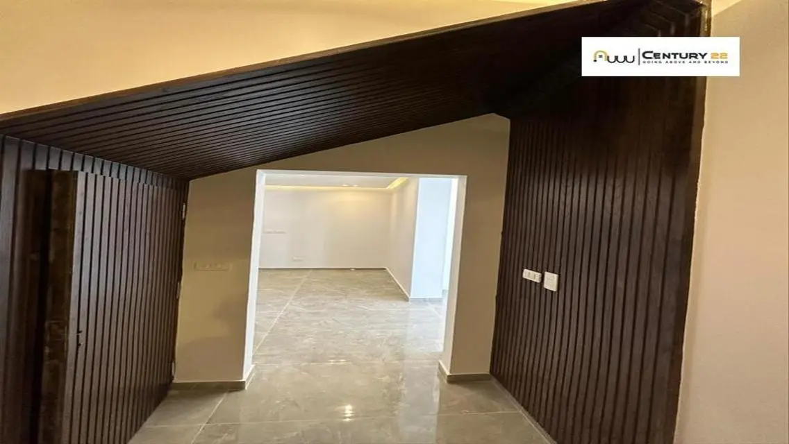 Stunning 3-Bedroom Apartment with Balcony and Unique View