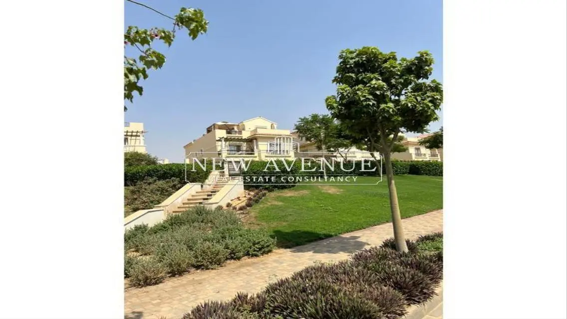 Luxury Apartment 362 sqm with Private Garden