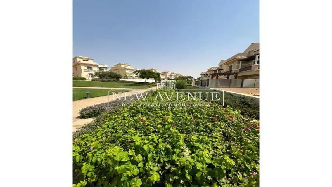 Luxury Apartment 362 sqm with Private Garden