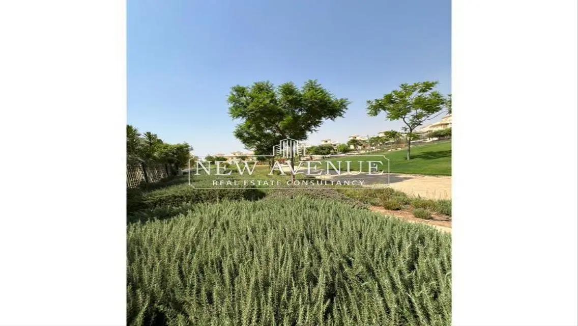 Luxury Apartment 362 sqm with Private Garden