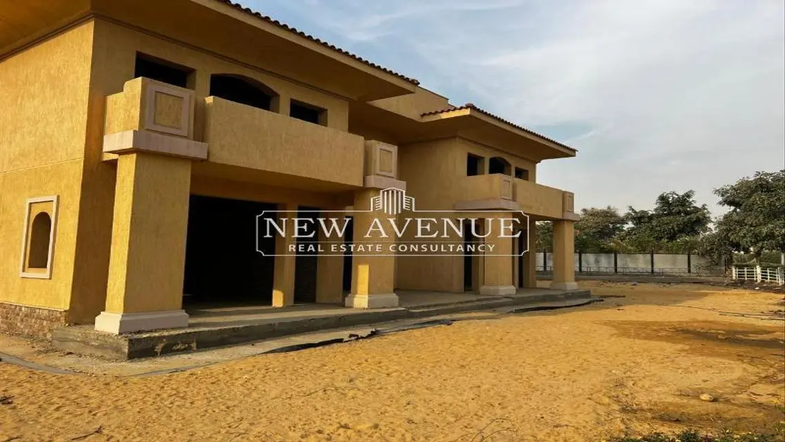 Luxury Villa with Private Garden and Stunning View for Sale