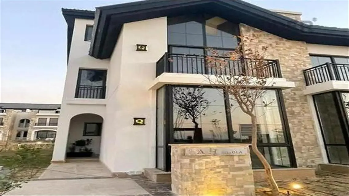 Luxury Villa for Sale with Spacious Layout