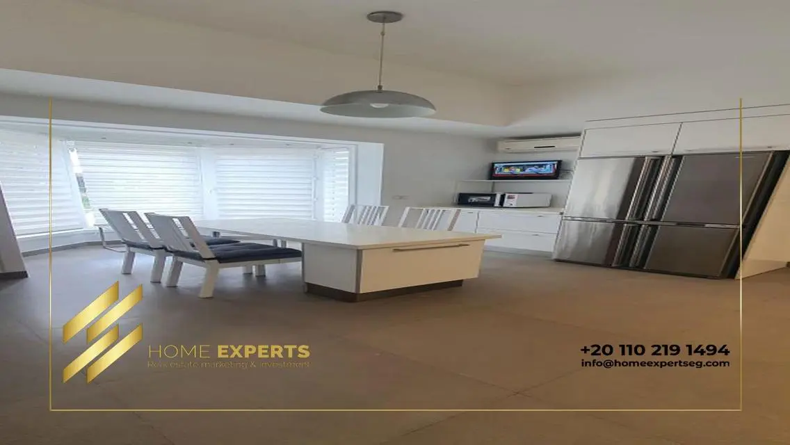 Luxury Villa with Spacious Garden and Security Guard