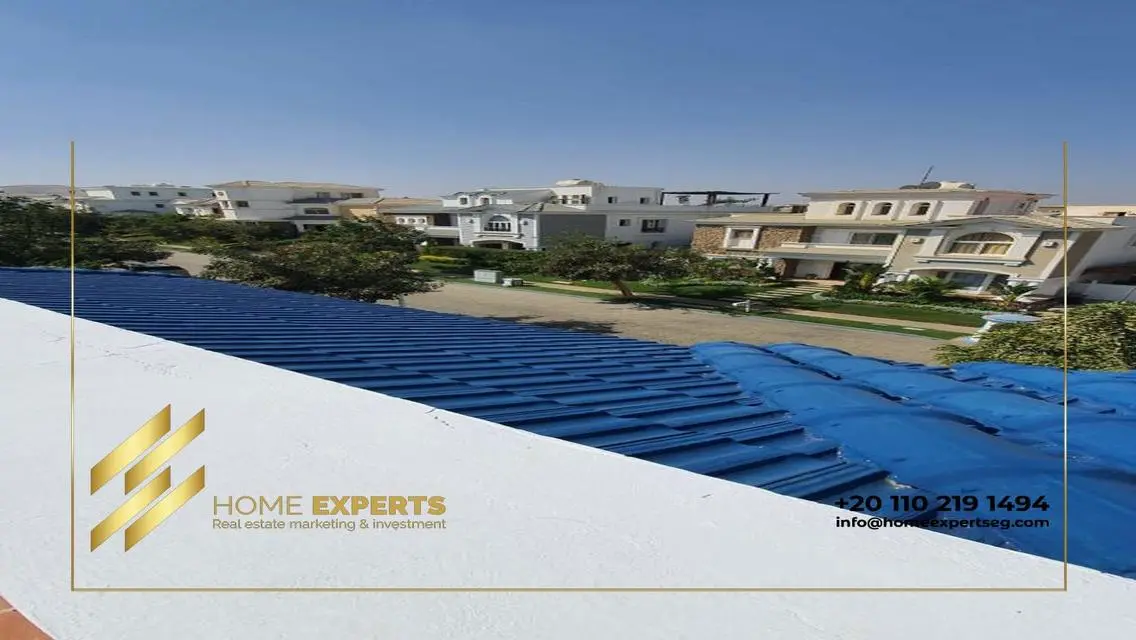 Luxury Villa with Spacious Garden and Security Guard