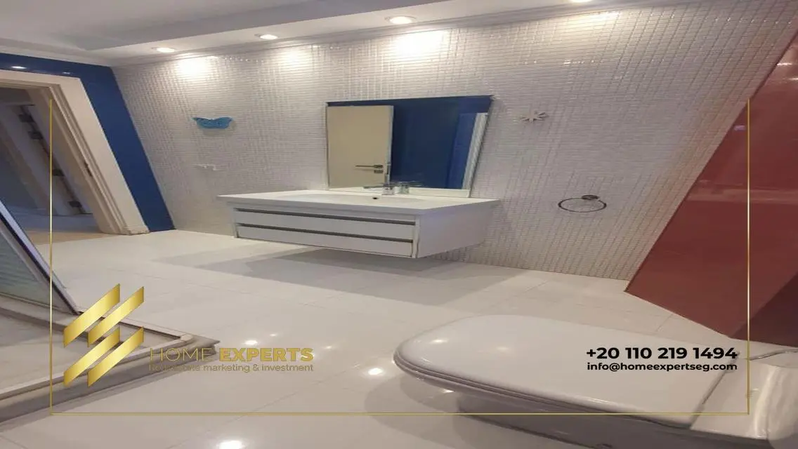 Luxury Villa with Spacious Garden and Security Guard
