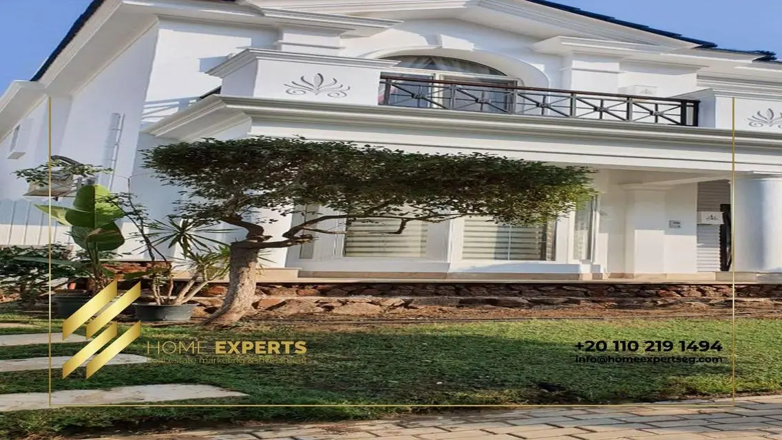 Luxury Villa with Spacious Garden and Security Guard