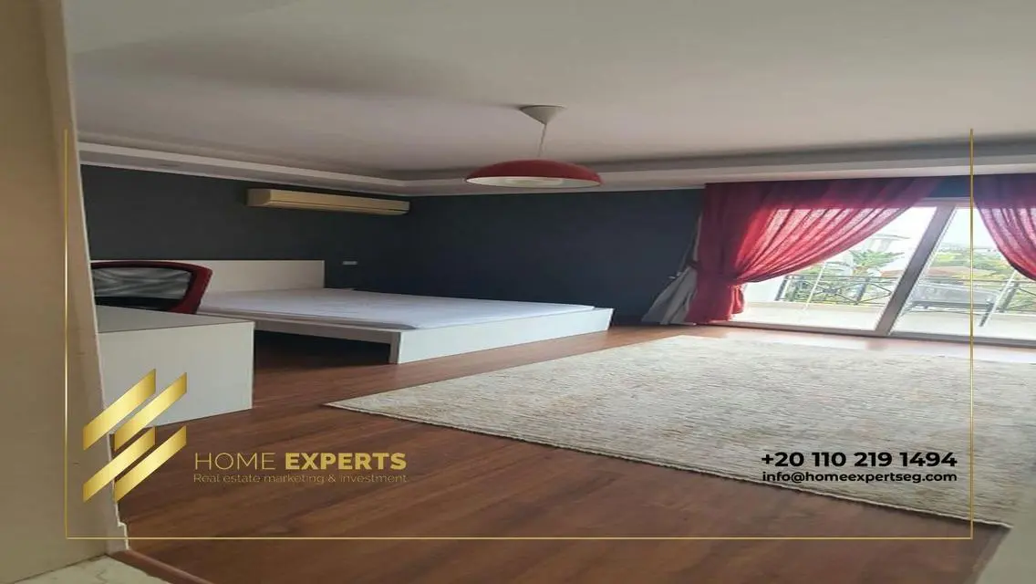 Luxury Villa with Spacious Garden and Security Guard