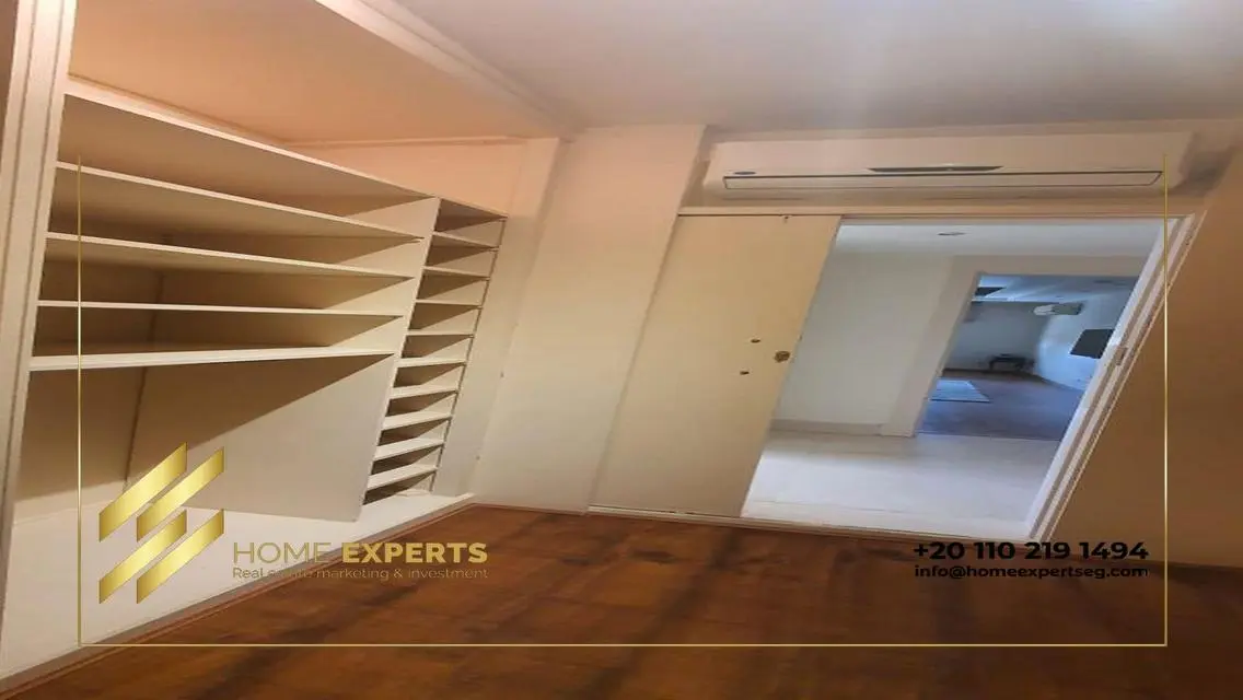 Luxury Villa with Spacious Garden and Security Guard