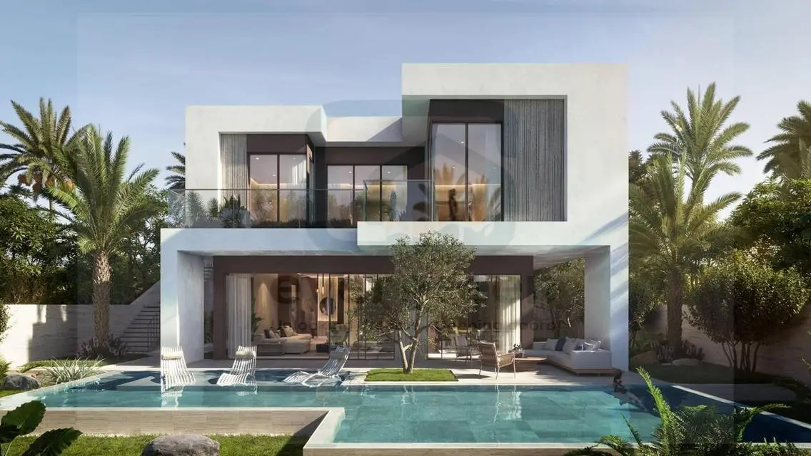 Luxurious Villa for Sale with Spacious Living and Private Garden