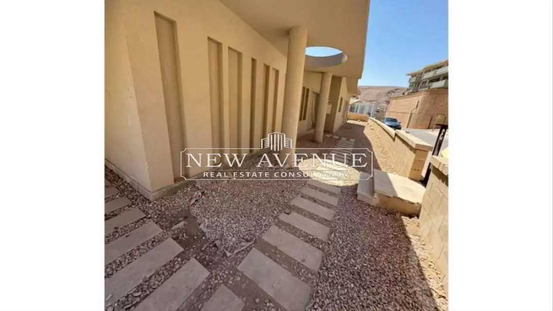 Luxury Villa with Private Garden
