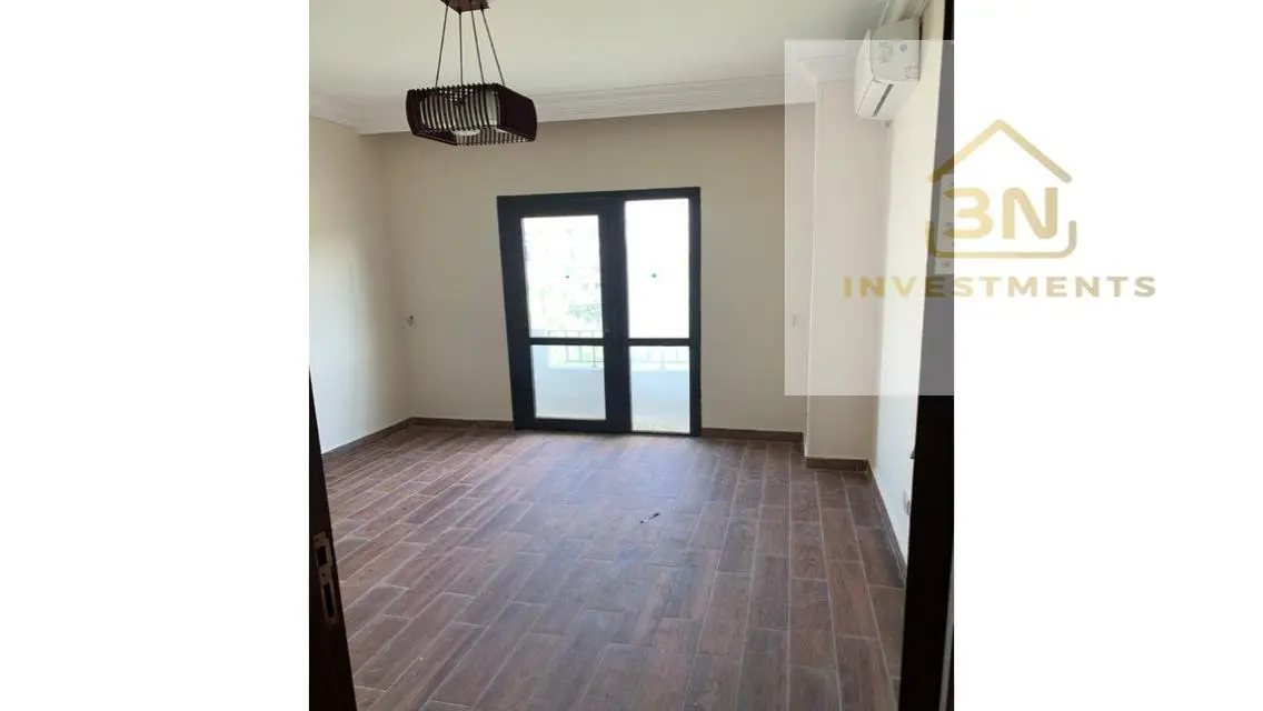 Luxury Apartment for Sale in ESR392