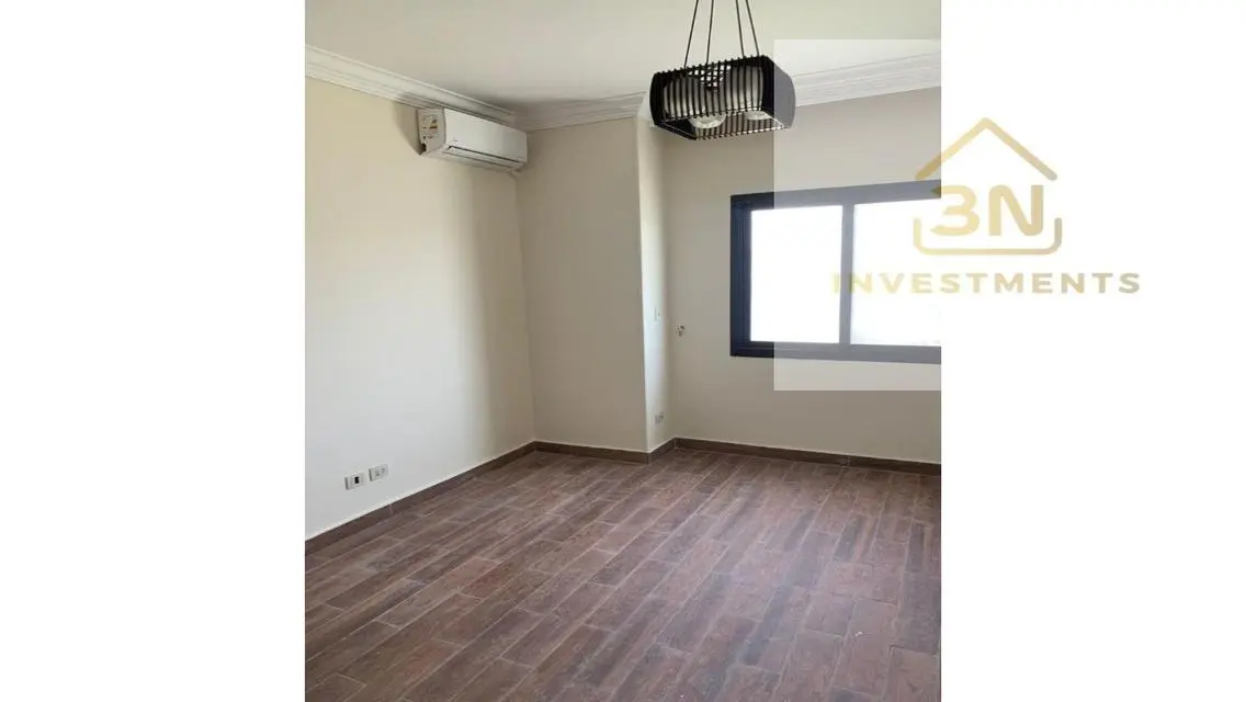 Luxury Apartment for Sale in ESR392