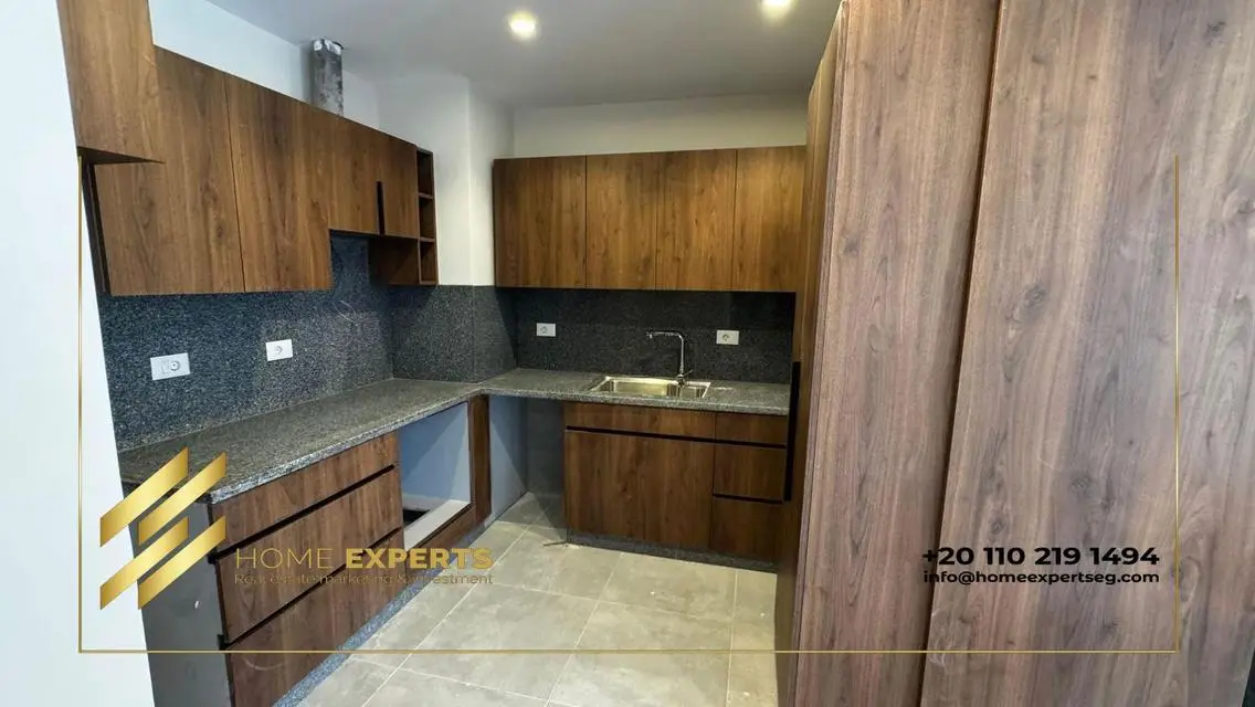 Luxury Land of 190 sqm for Residential Use