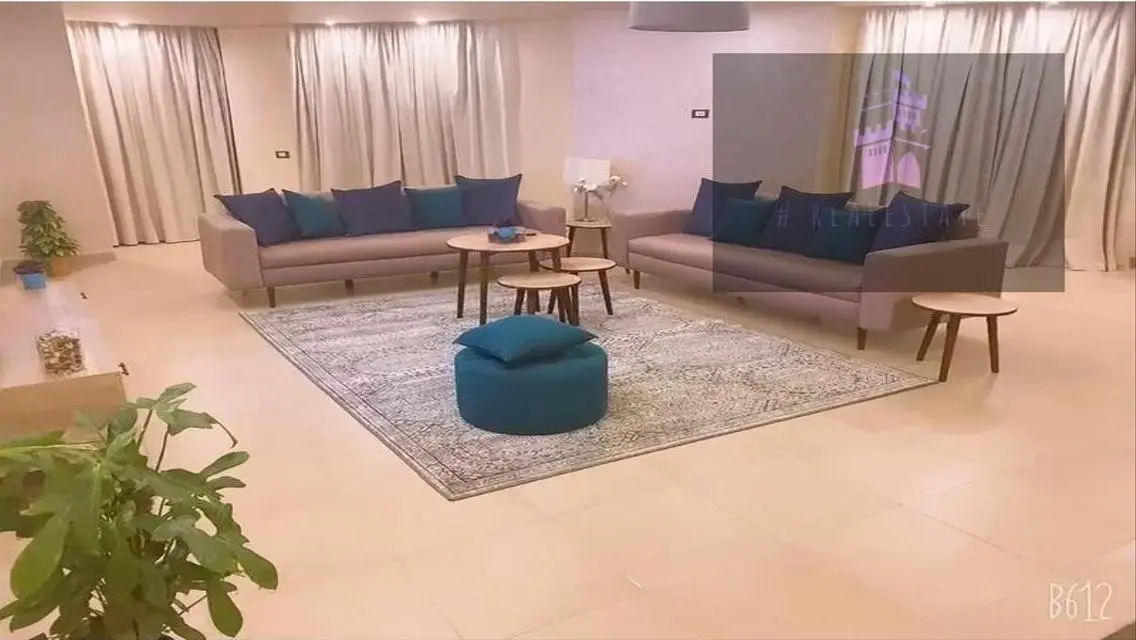 شقة رائعة 3 غرف نوم 2 حمام بمساحة واسعة
