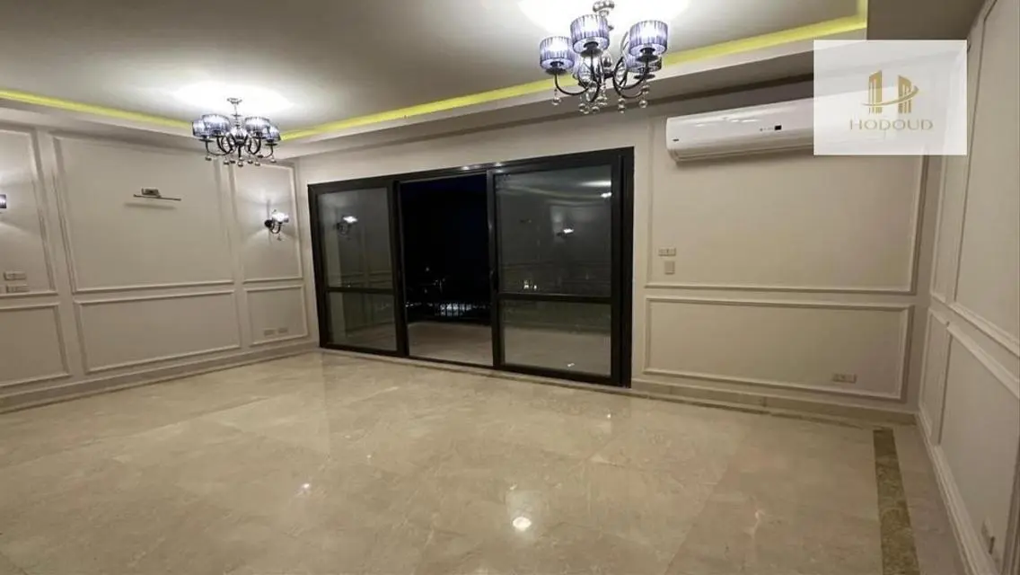 Luxury Apartment for Rent with Balcony and Security