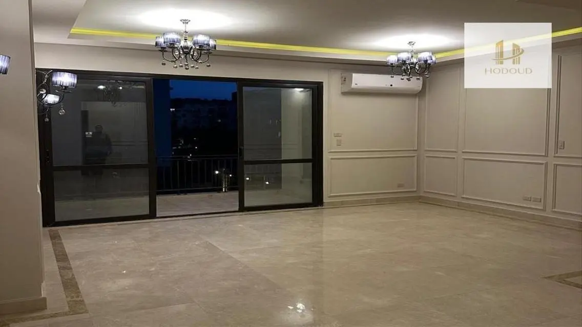 Luxury Apartment for Rent with Balcony and Security