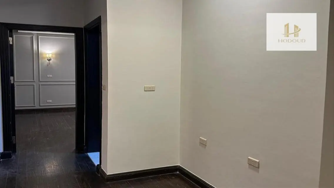 Luxury Apartment for Rent with Balcony and Security