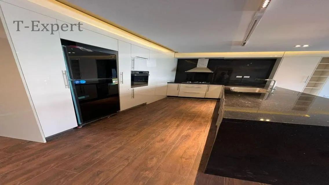 Luxury Apartment for Rent - 166 sqm