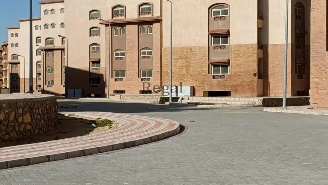 شقة فاخرة للبيع بمساحة واسعة