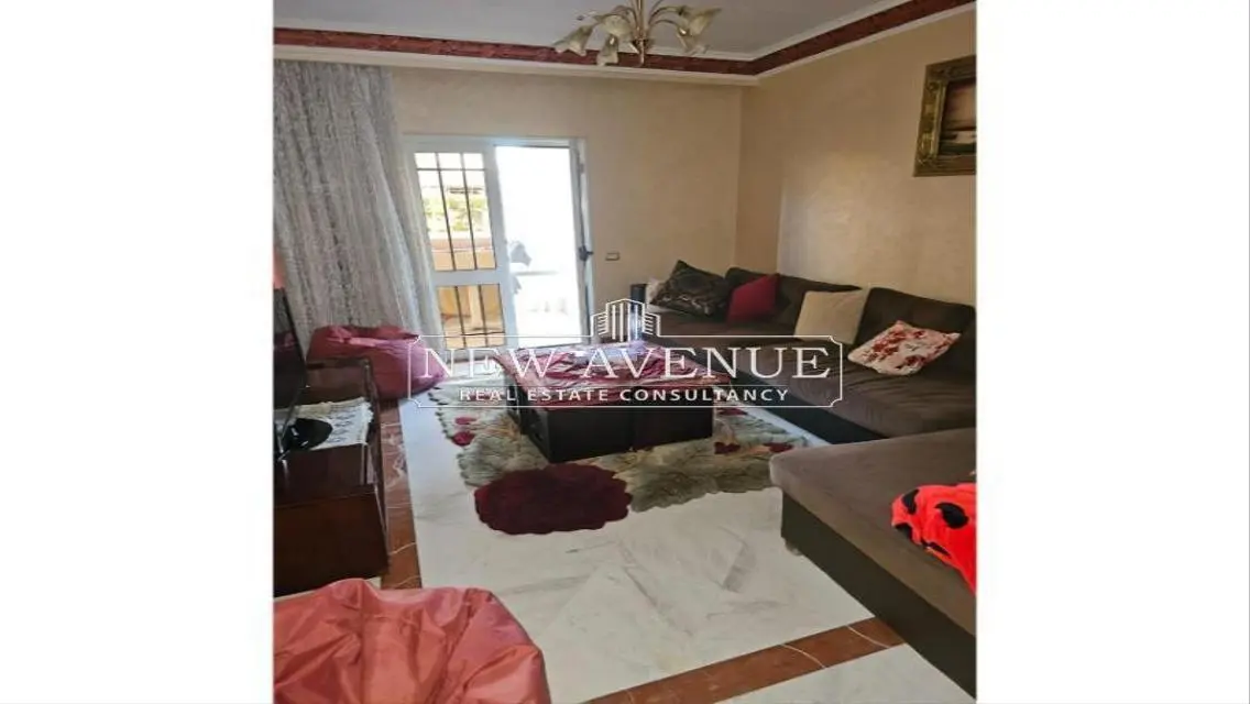 Luxurious Apartment with Private Garden in a Prime Location
