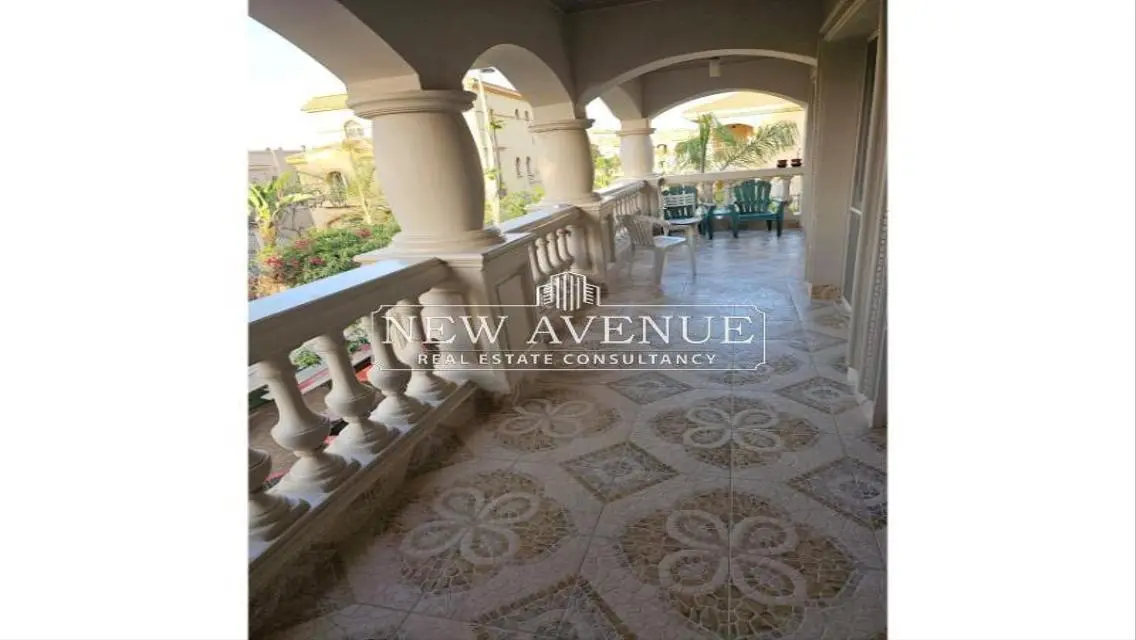 Luxurious Apartment with Private Garden in a Prime Location
