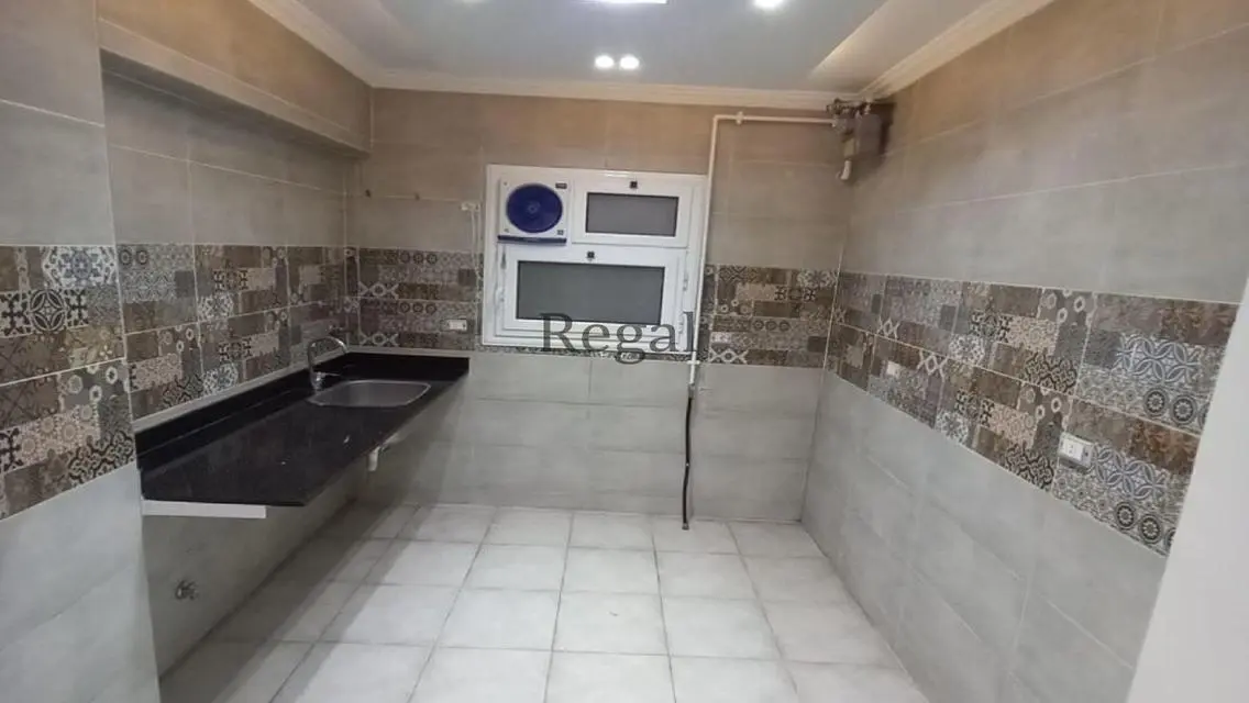 شقة فاخرة 165 متر 3 غرف نوم للبيع