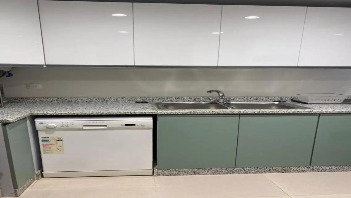 Luxury 3-Bedroom Apartment with Stunning View