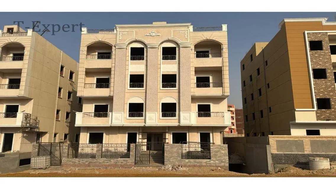 Luxury Apartment 161 sqm with Study Room at an Attractive Price
